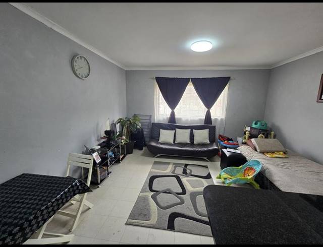 1 BEDROOM APARTMENT FOR SALE IN OVERPORT